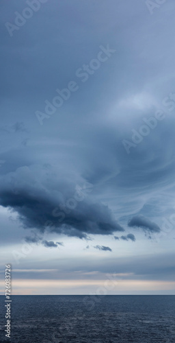 먹구름, 기상청, 바다날씨, 예보, 태풍, 비 © Lee