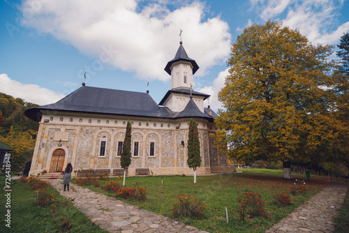 Manastire romaneasca photo