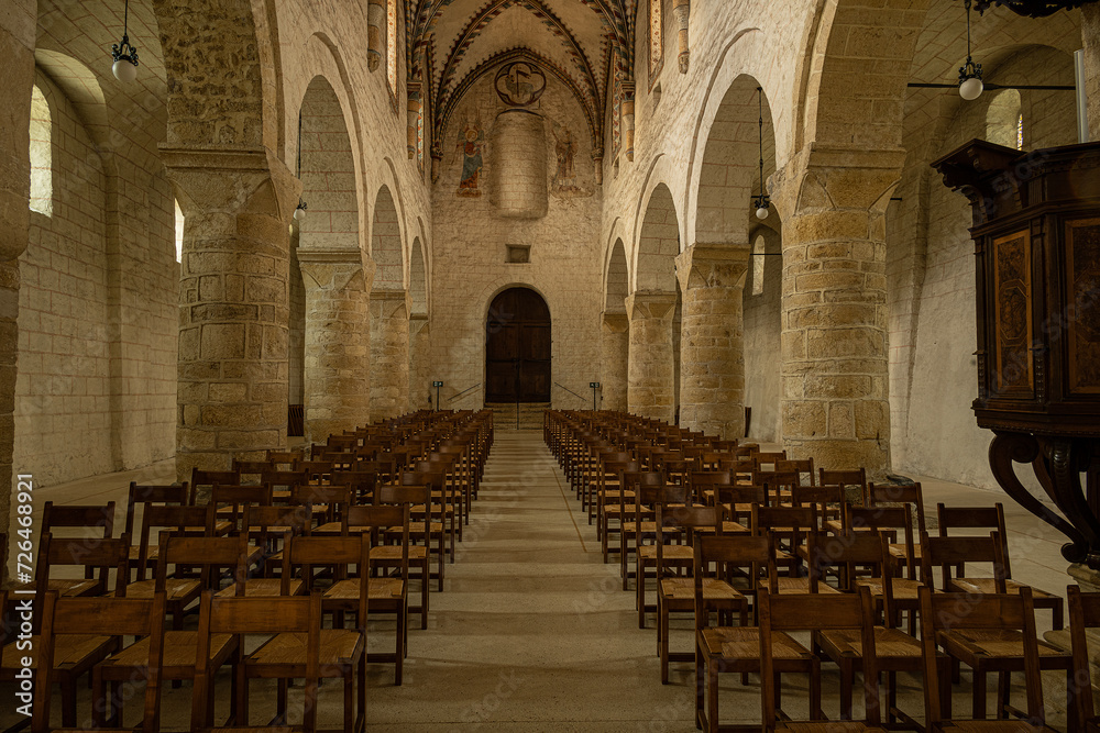 Abteikirche  von Romainmotier, Kirchenschiff, Kanton Waadt, Schweiz