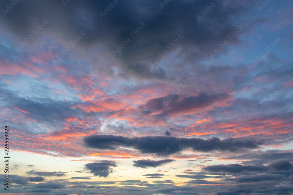 Beautiful pink and purple sky at sunset, sky remplacement, nature background