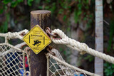 Panneaux baignade interdite Piranha
