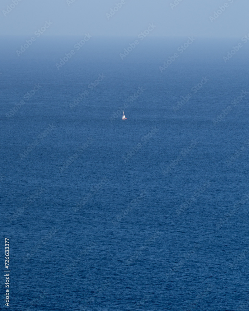 Zdjęcie łódki na wodzie, Teneryfa, Wyspy Kanaryjskie