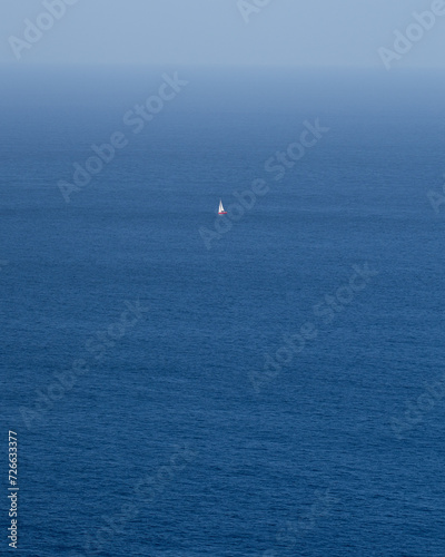 Zdjęcie łódki na wodzie, Teneryfa, Wyspy Kanaryjskie
