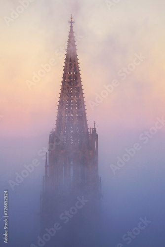 Kirchturm © Patrick Lohmüller