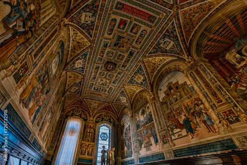 "Siena Splendor: Capturing the Essence of Tuscany's Historic Gem" 