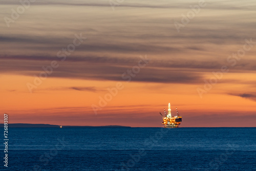 Wallpaper Mural Oil Derricks, Offshore Drilling, Santa Barbara, Southern California, Oil Industry, Sunset, Petroleum, Energy, Extraction, Coastal, Drilling Rig, Oil Rig Torontodigital.ca