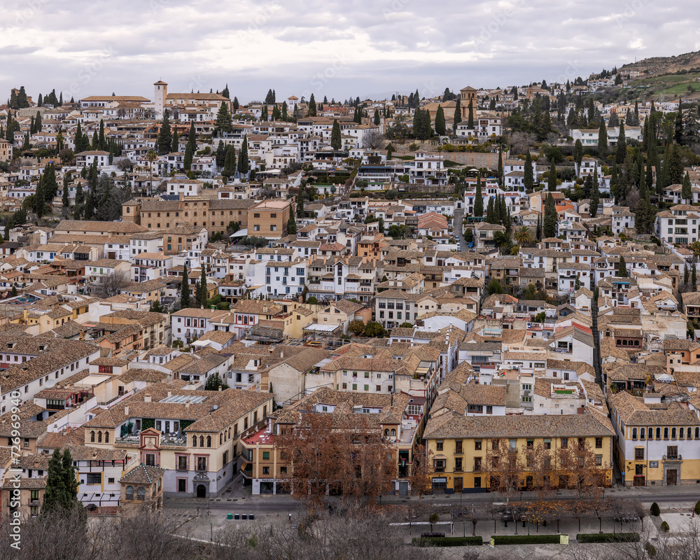 Naklejka premium Beautiful panoramic of Granada from the Alhambra