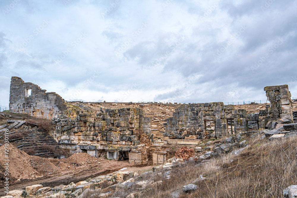 Fototapeta premium The scenic views from Aizanoi which was a Phrygian city in surviving remains from the period include a well-preserved Temple of Zeus, a combined theatre-stadium complex in Kütahya