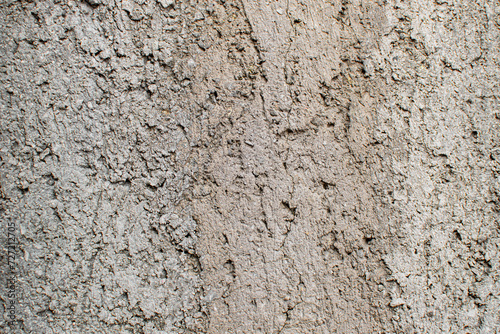 Imagen de una pared de cemento desgastada y vieja ideal para texturas