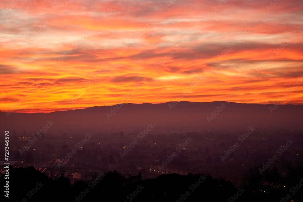 Sunset in the mountains (Foligno, Umbria, Italia)