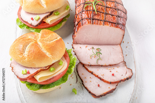 Foto Fresh and tasty sandwich for breakfast in morning.