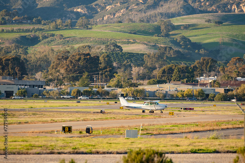 Cessna, Small Plane, Santa Barbara Airport, Runway, Taxiing, Personal Aircraft