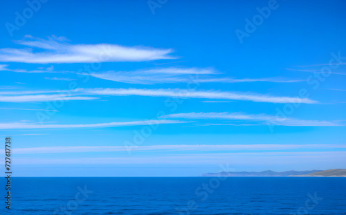 Peaceful Horizon: A Glimpse into the Stillness of the Ocean
