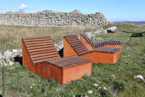 Civita Superiore - Panchine sdraio al castello photo