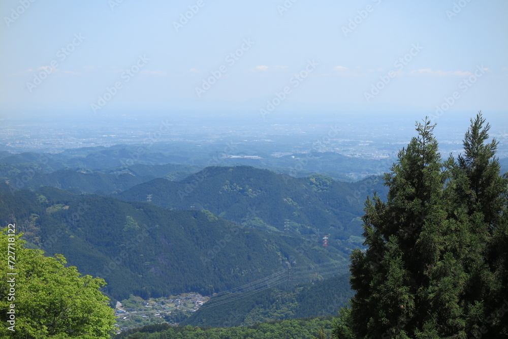 Obraz premium 御嶽山の山頂から見た快晴の山々の景色13