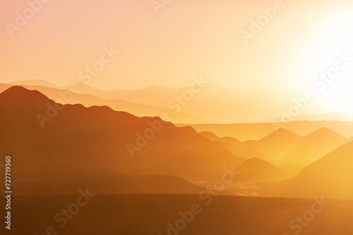 Fototapeta Naklejka Na Ścianę i Meble -  Mountains on sunset