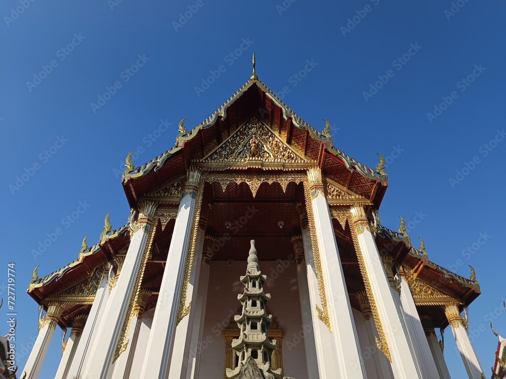 Wat Suthat: A Golden Beacon in Bangkok