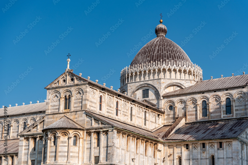 Fototapeta premium Cupola of the cathedral in Pisa