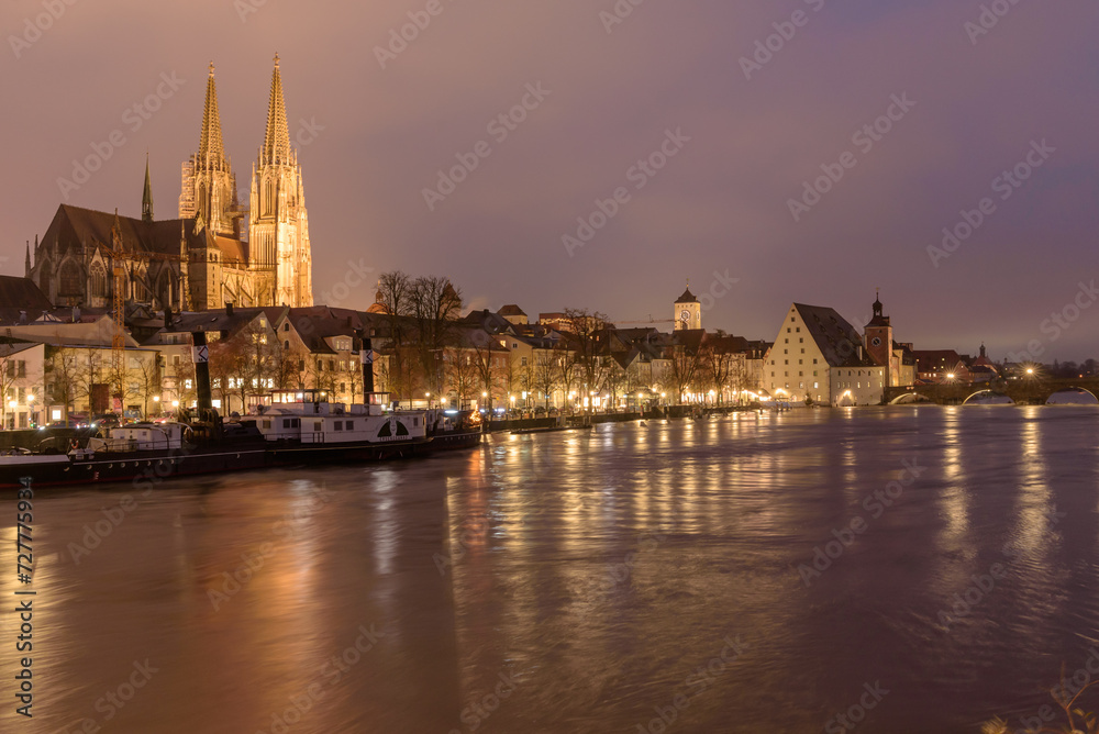 Regensburg bei Hochwasser