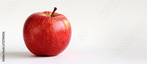 Fresh Apple on Isolated White Background: A Refreshingly Crisp, Juicy and Delicious Fruit, Perfectly Showcased Against a Pristine, White Background.