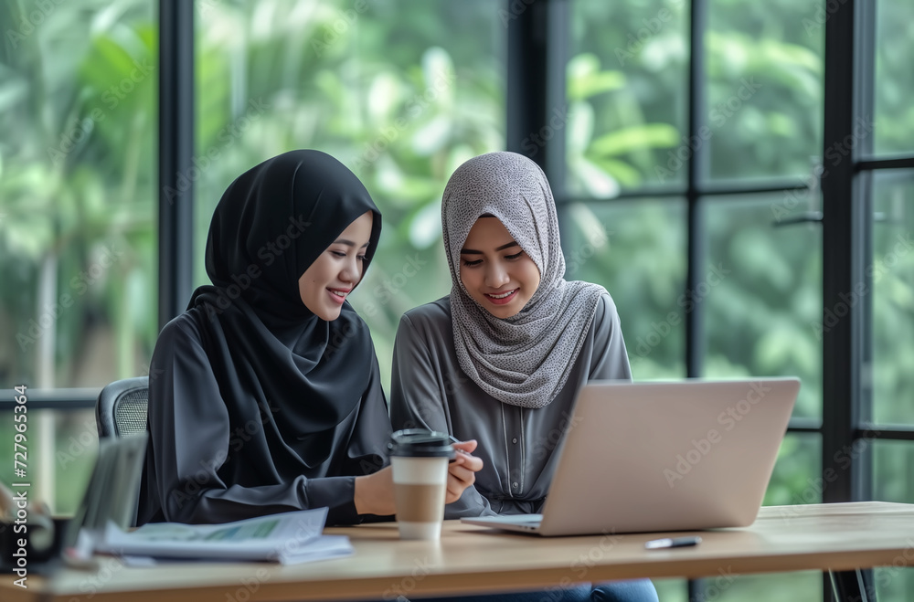 A beautiful muslim young woman,live streaming A beautiful muslim young woman,live streaming