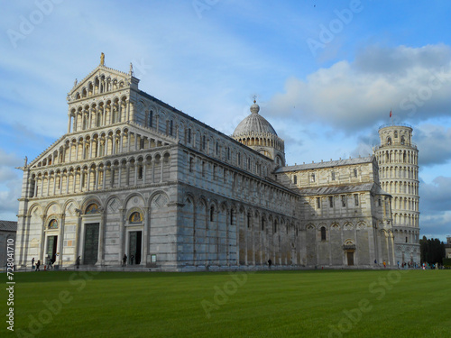 Piazza Dei Miracoli City an Leaning Pisa Tower