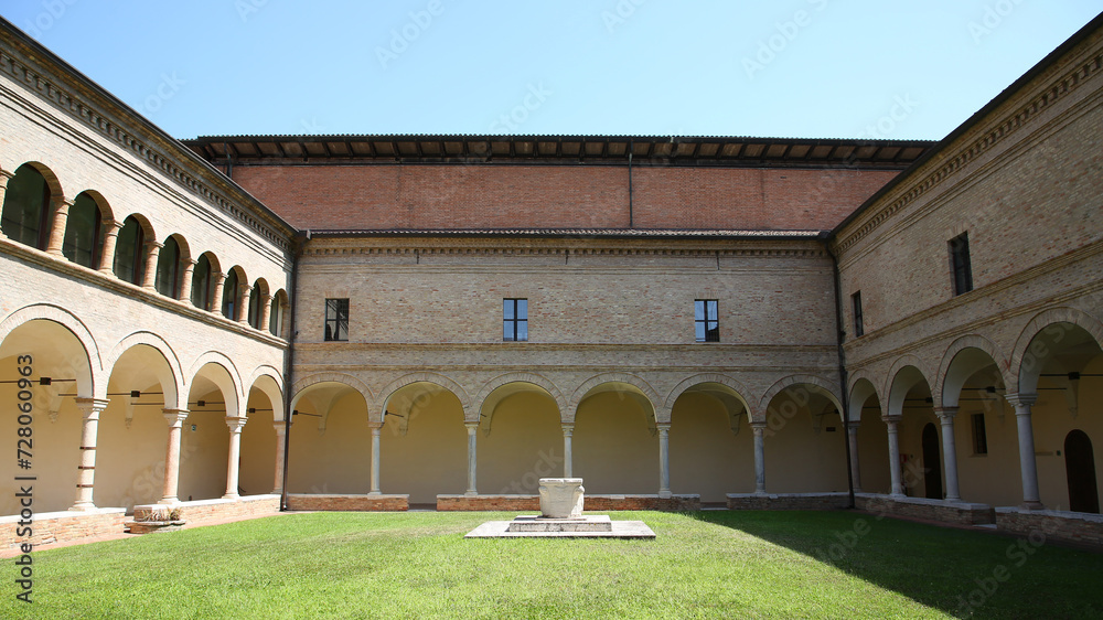 Museo Dante, Claustro Franciscanos, Rávena, Italia