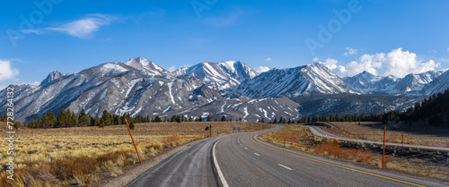 Fotografie Panoramic view of Eastern Sierra mountains , scenic highway heading towards the mountains