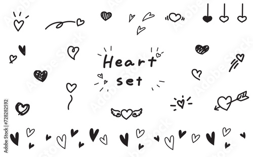 ハートの手描きベクターイラスト素材セット