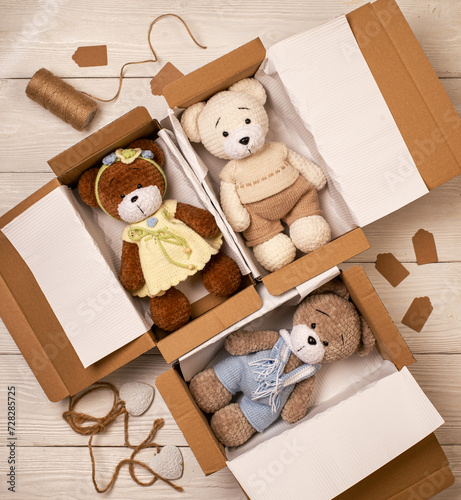 Handmade crocheted bear toys, amigurumi. Handamde stuffed toy. © O.B.
