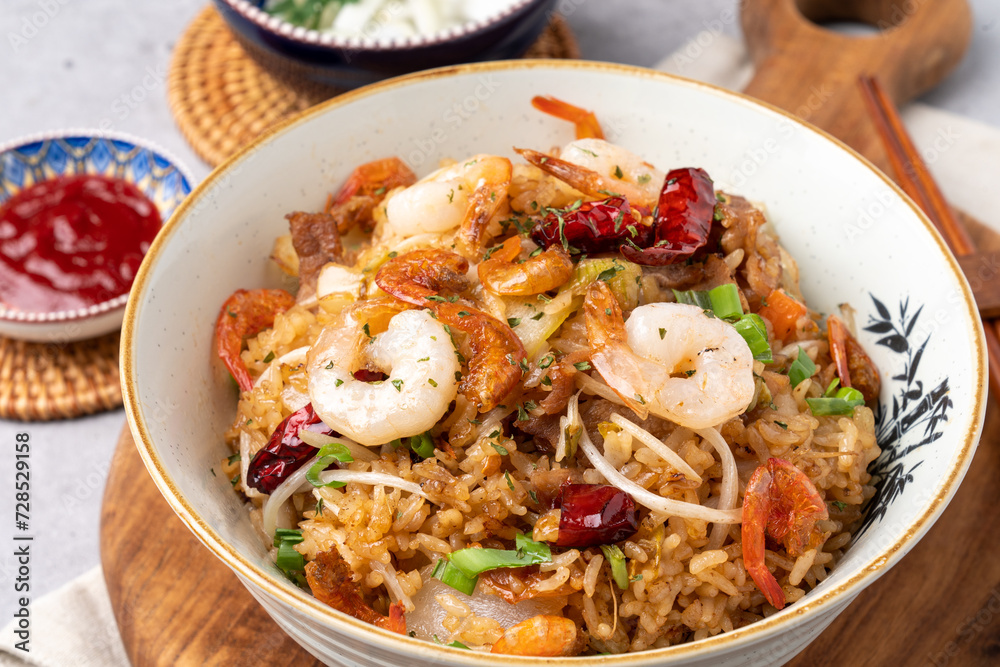Beef, rice noodles, side dishes, drinks, menbosa, Thai food, fried rice, Vietnamese food, kaopat, pad thai, Heo Hyang ganji Beef, rice noodles, side dishes, drinks, menbosa, Thai food, fried rice, Vietnamese food, kaopat, pad thai, Heo Hyang ganji