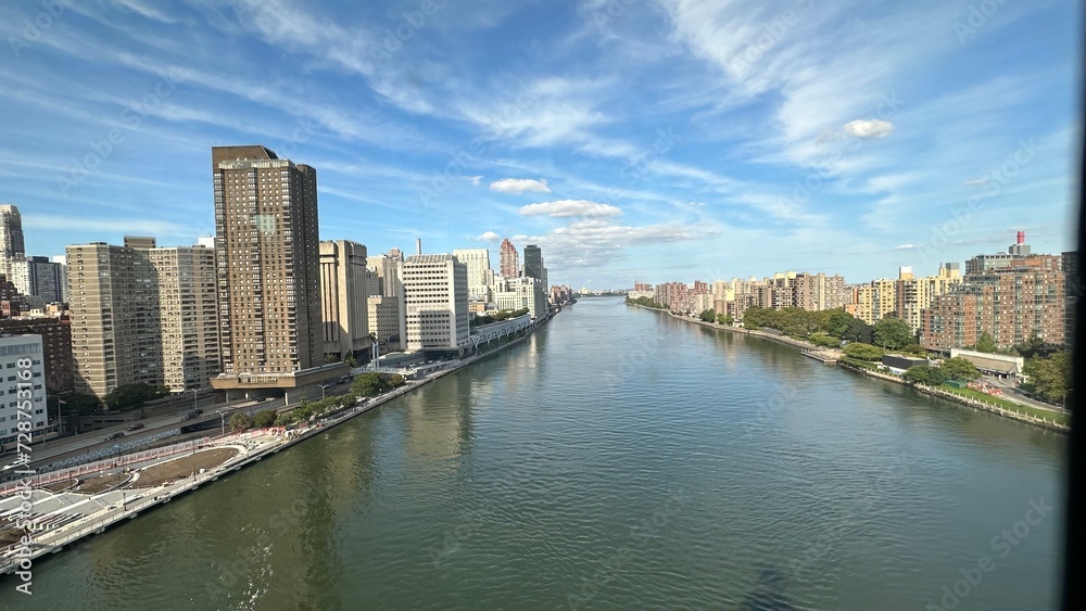 A Roosevelt Tram's Eye View of Manhattan's East Side