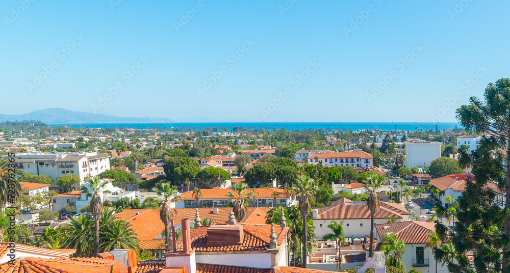 Panoramic view of Santa Barbara with the Pacific Ocean on the background