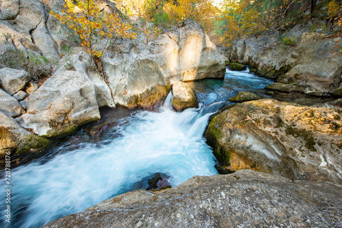 Yazili Canyon   Yazili Kanyon    is in the Sutculer  Isparta with its lakes and the picturesque views of the area  and also the rich variety of flora and fauna.