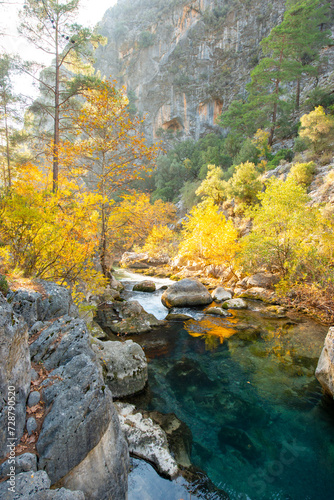Yazili Canyon ( Yazili Kanyon ) is in the Sutculer, Isparta,with its lakes and the picturesque views of the area, and also the rich variety of flora and fauna.