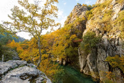 Yazili Canyon   Yazili Kanyon    is in the Sutculer  Isparta with its lakes and the picturesque views of the area  and also the rich variety of flora and fauna.