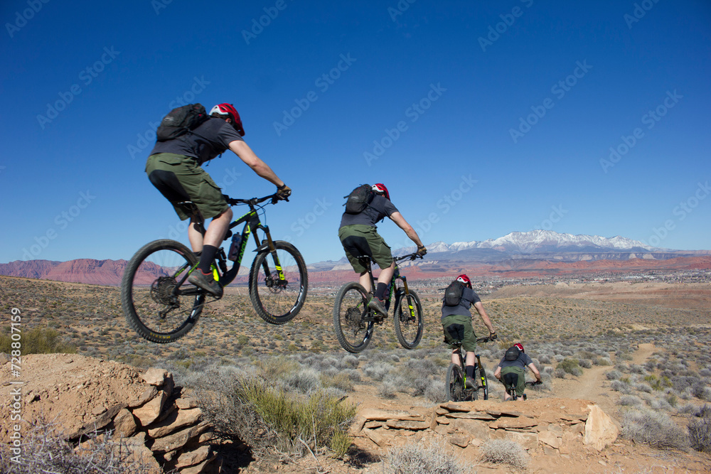 Fototapeta premium Desert Mountain Biking