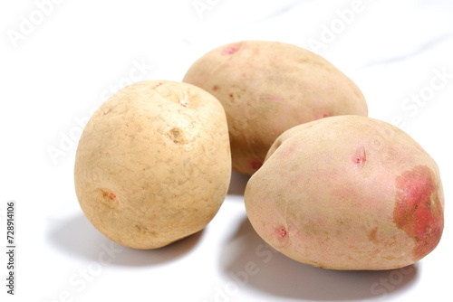 新鮮なジャガイモ
