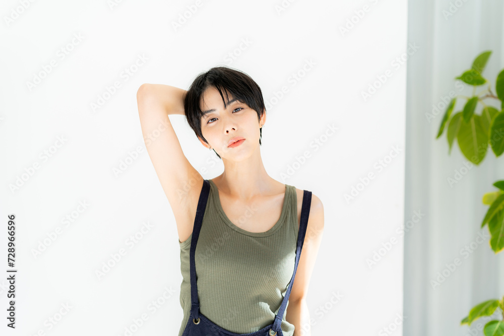 日本人の若い女性の美容イメージ