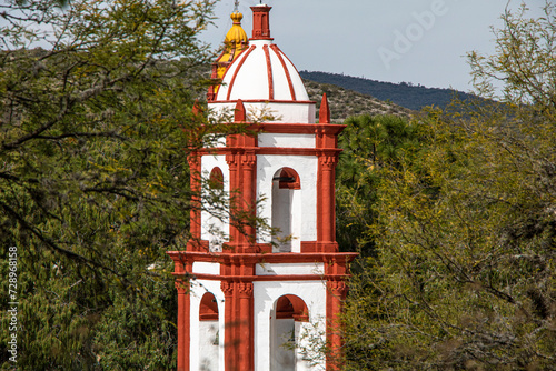 Vista de la Torra de la Iglesia Templo del Santuario de Guadalupe en Armadillo de los Infante San Luis potosí México