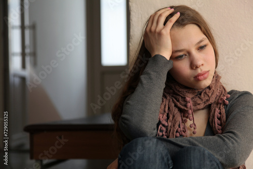 Obraz na płótnie teenager girl in school w salonie