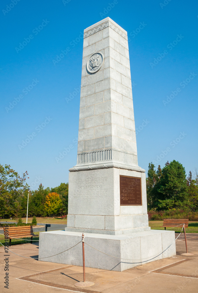 Obraz premium Monument at Cowpens National Battlefield Park, in South Carolina, Major Battlefield of the American Revolutionary War