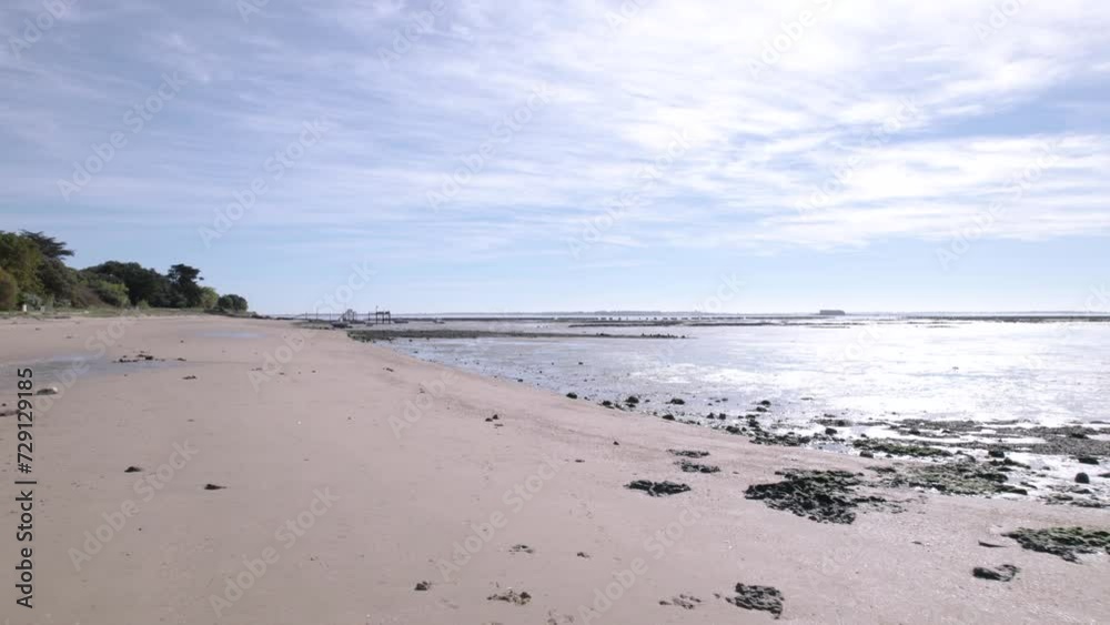 Ile marée basse France côte atlantique Ile marée basse France côte atlantique