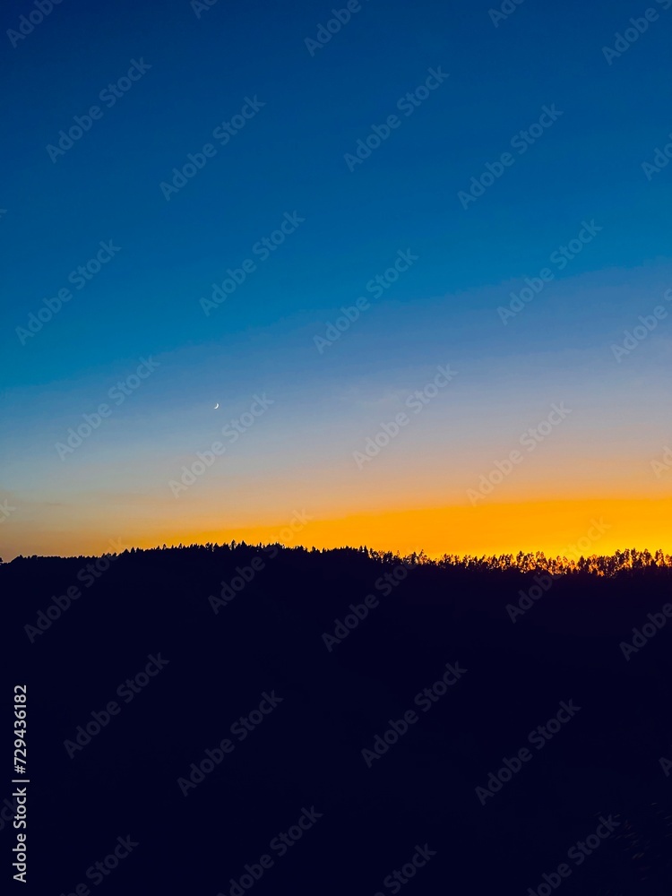 Fototapeta premium Twilights at the mountains, gradient, night horizon, natural colors