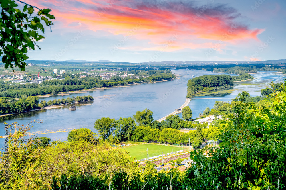 Blick über Bingen am Rhein, Mittelrheintal, Deutschland 