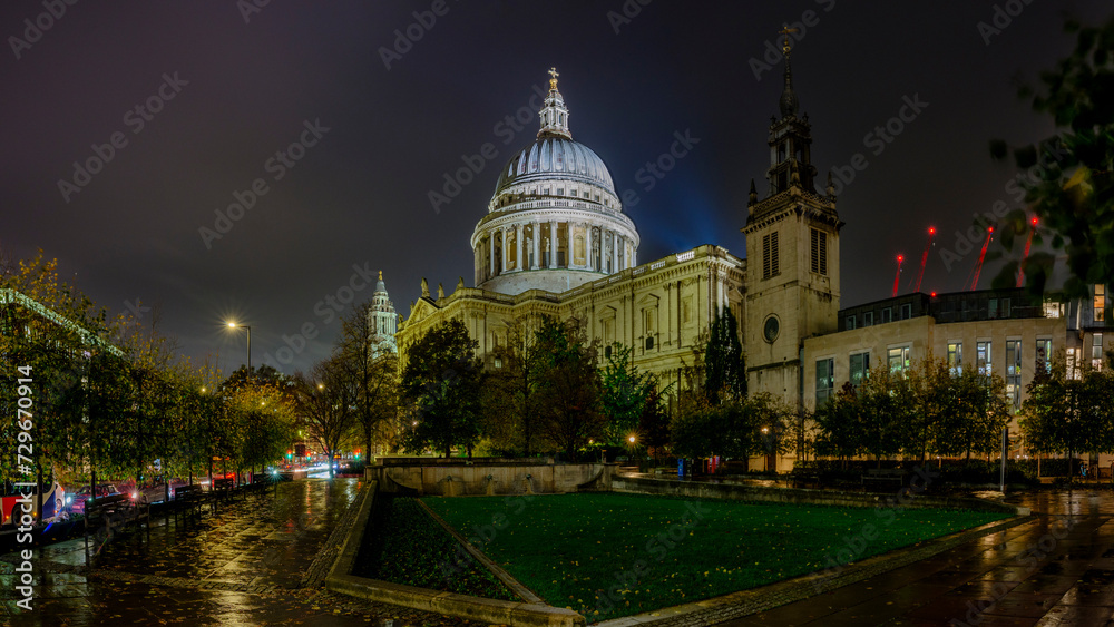 Night time view of St Paul's Cathedral, London, UK