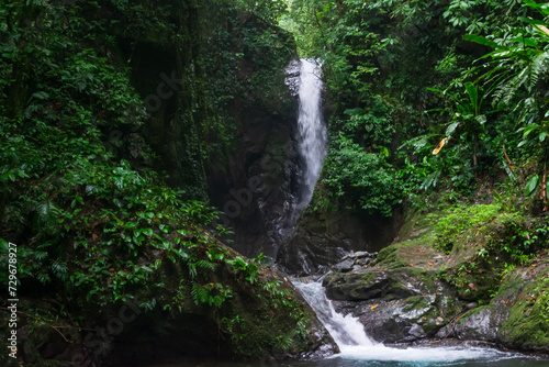 Cascada en la comarca de Panamá, lugares místicos