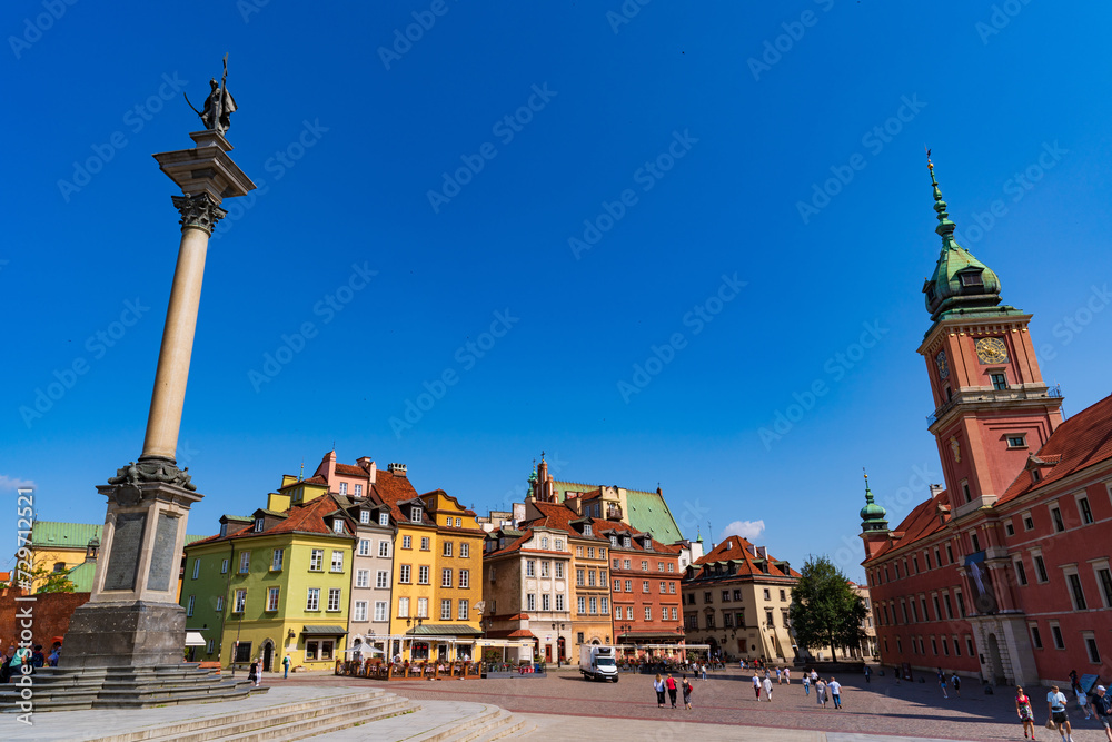 Fototapeta premium The Castle Square in Old Town of Warsaw, Poland