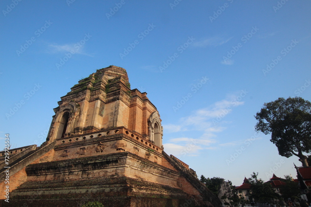 Fototapeta premium Wat Chedi Luang, temple of the big stupa is a Buddhist temple in the historic center of Chiang Mai, Thailand.