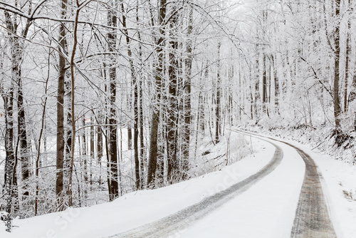 Winter Snow on Hwy 32 in Cosby, Tennessee © Jerry